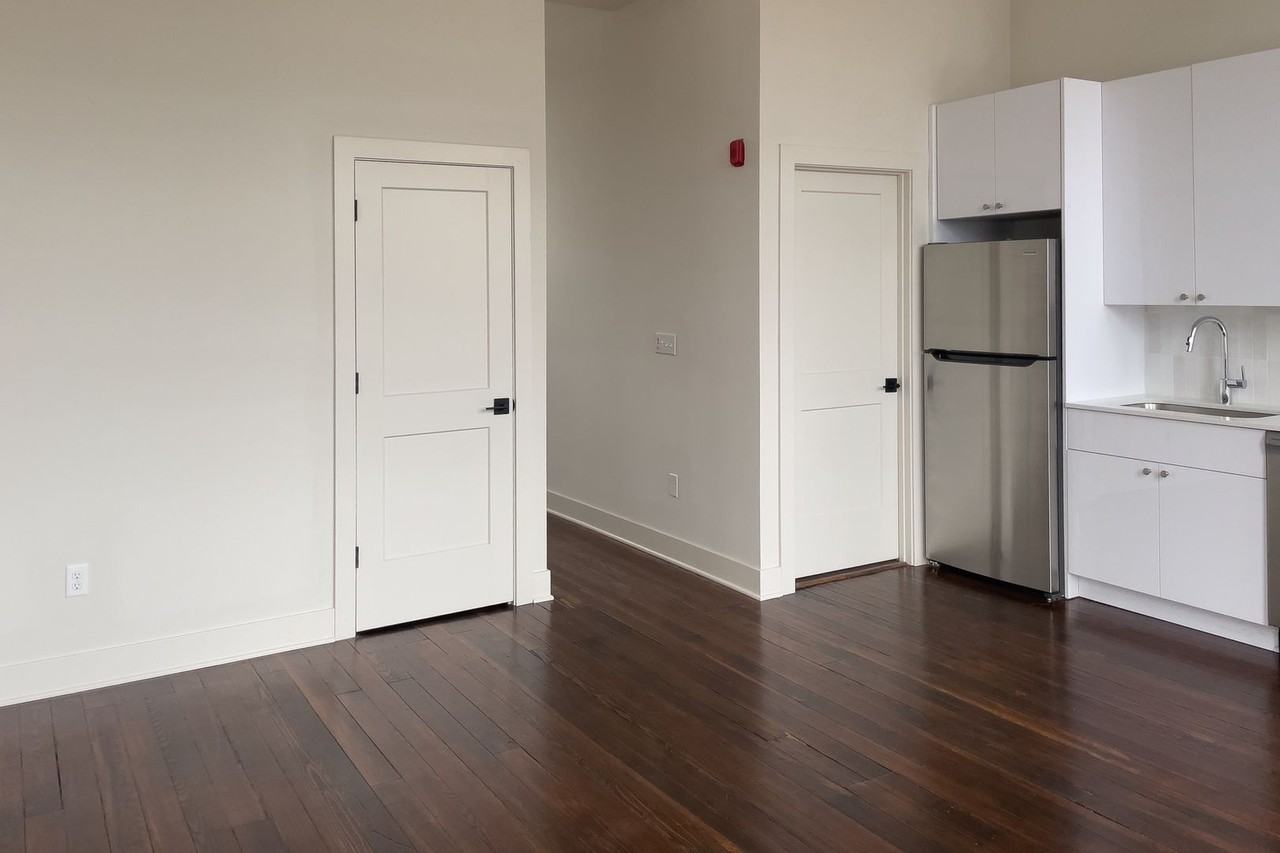 516 Berry St #201 - Photo 3 of 12