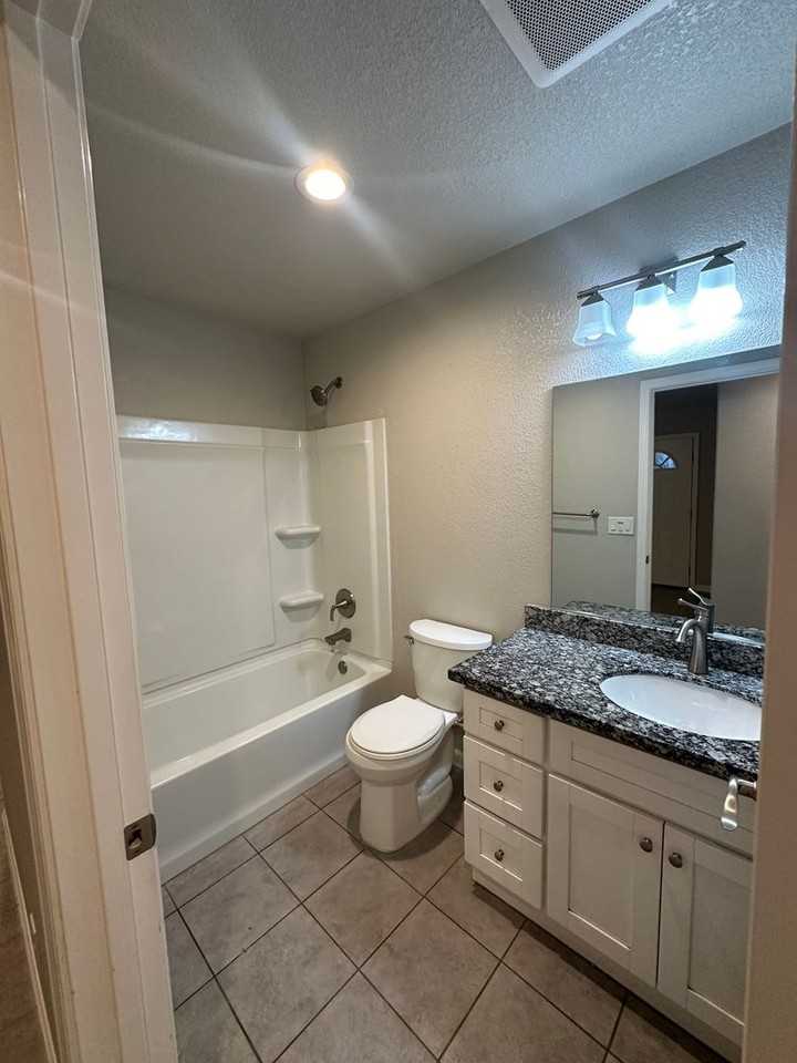 10710B 7th Ave - Photo 2 of 8