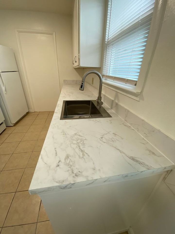 1140 Broadway St - Photo 7 of 22