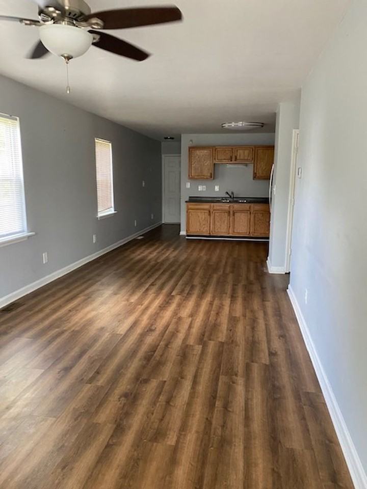 915 Marstellar St - Photo 2 of 18