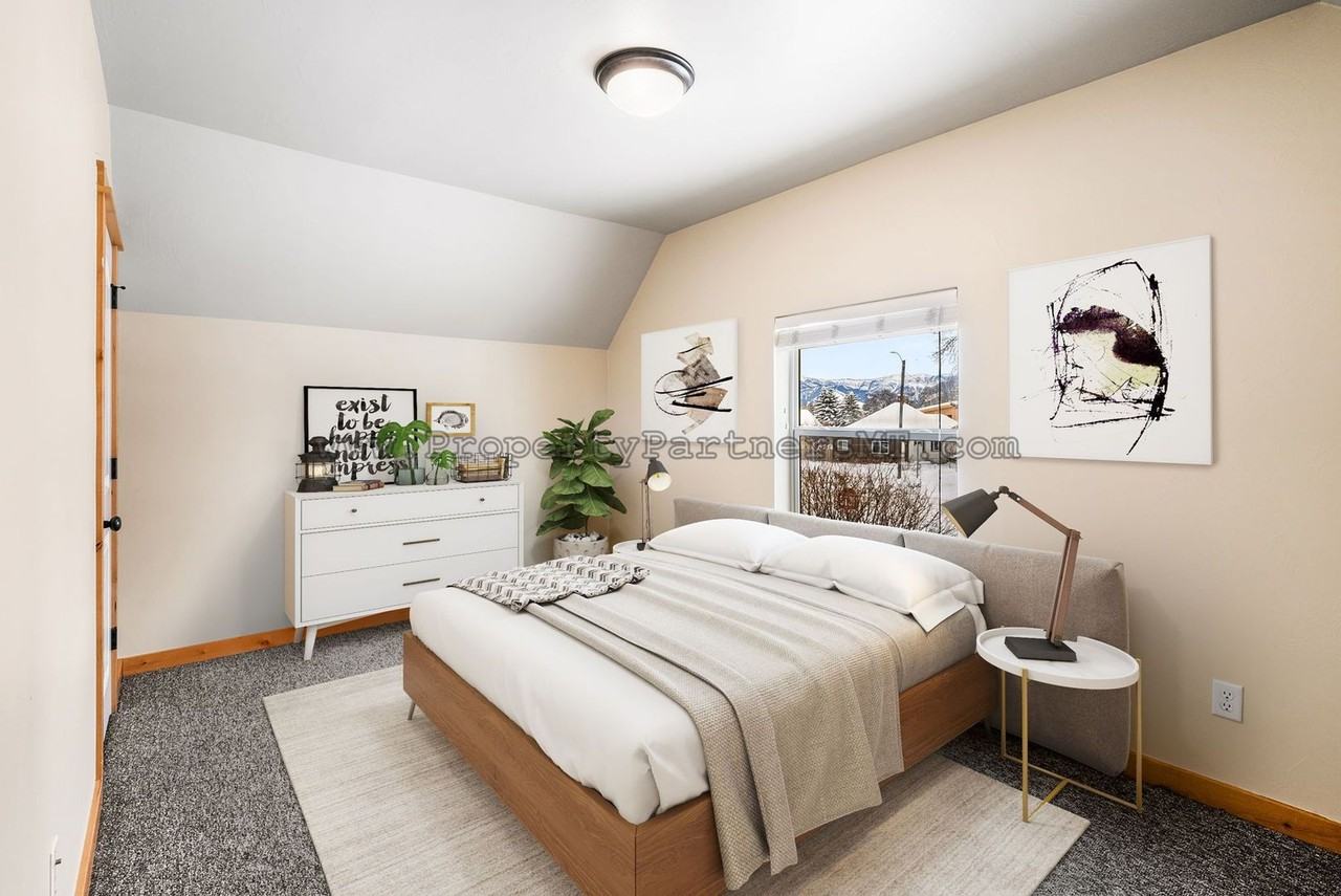 215 N Quaw Blvd - Photo 7 of 26
