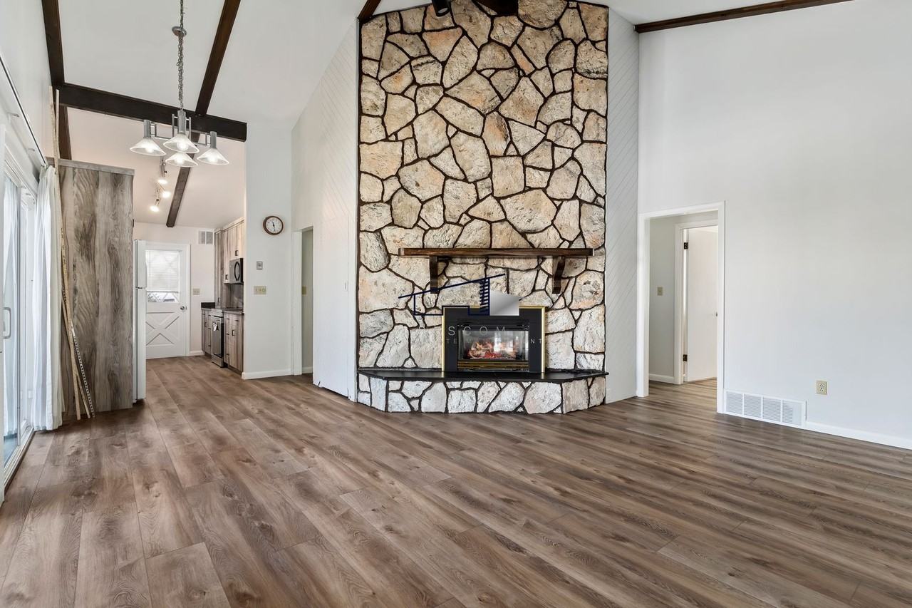 2427 Nordic Valley Way - Photo 2 of 24