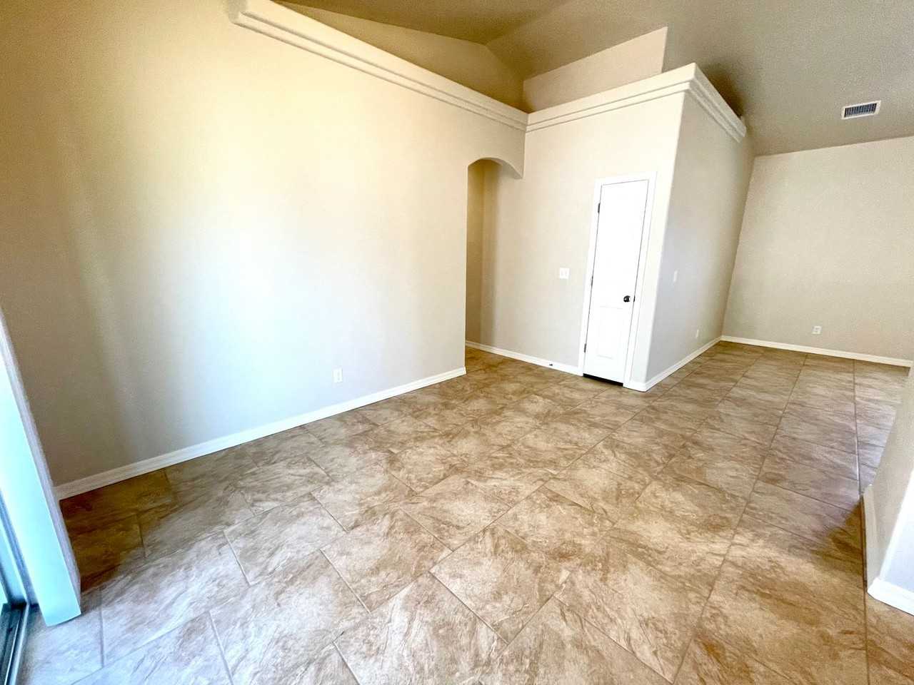 3738 N Miller St - Photo 7 of 33