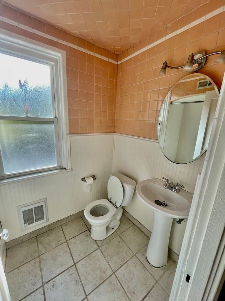 7132 Michigan Ave #2 - Photo 5 of 24