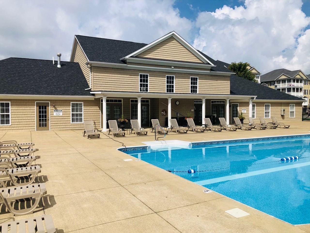 3013 Sun Vw - Photo 3 of 17