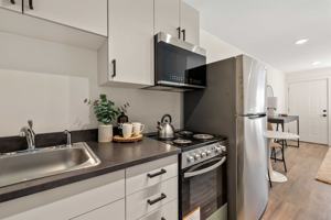 featured image of 7627 Hickman Road