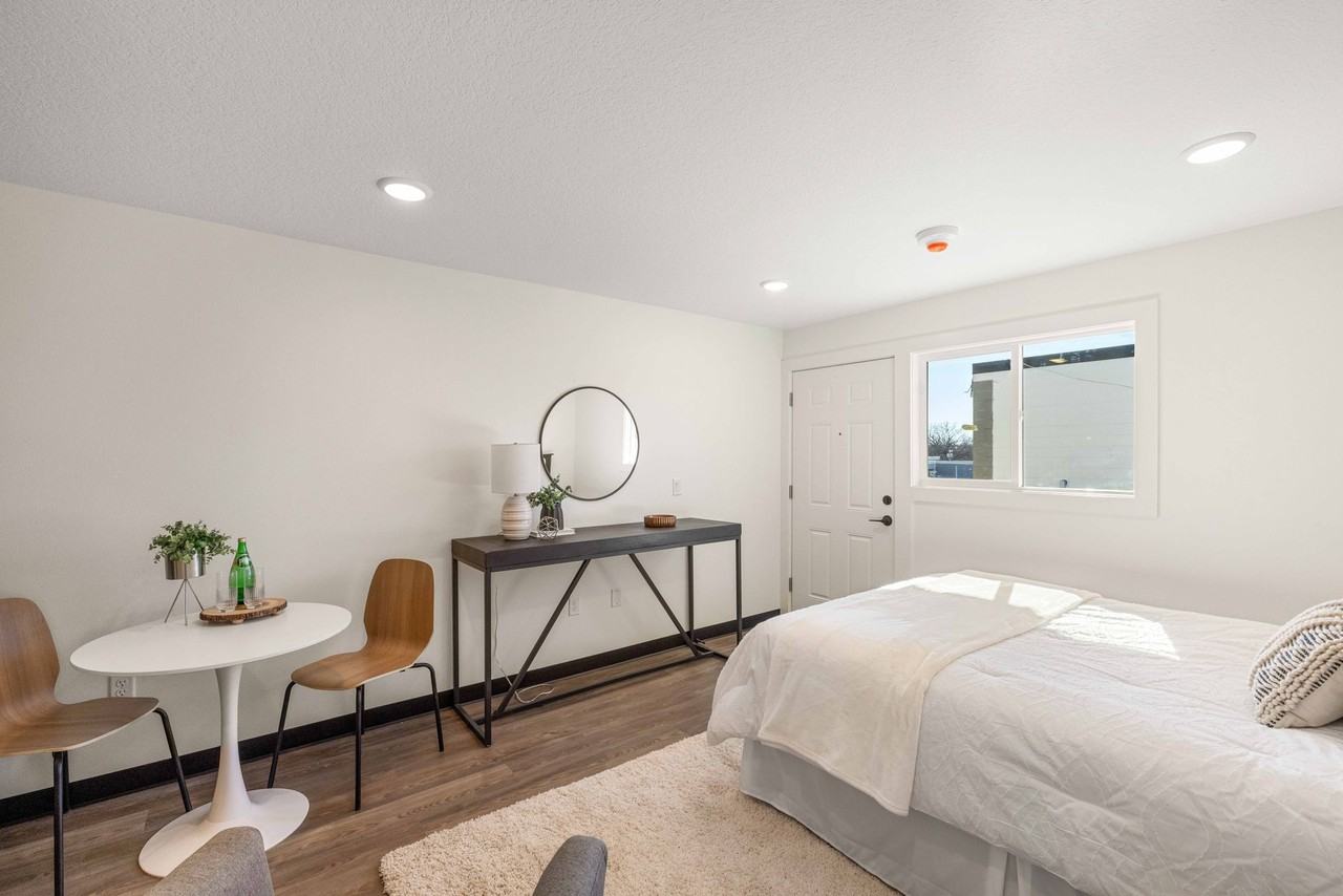 The View On Hickman - Photo 2 of 22