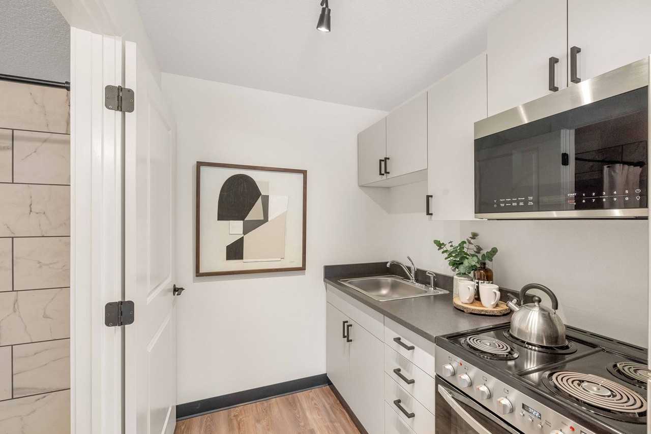 The View On Hickman - Photo 3 of 22