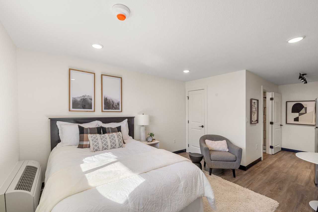 The View On Hickman - Photo 6 of 22