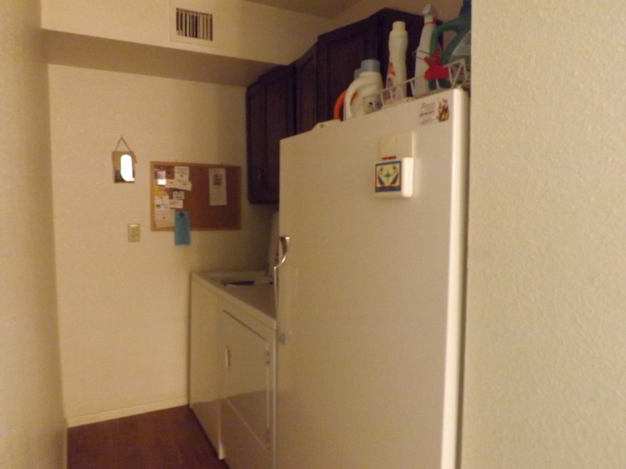 932 S 72nd St - Photo 2 of 27