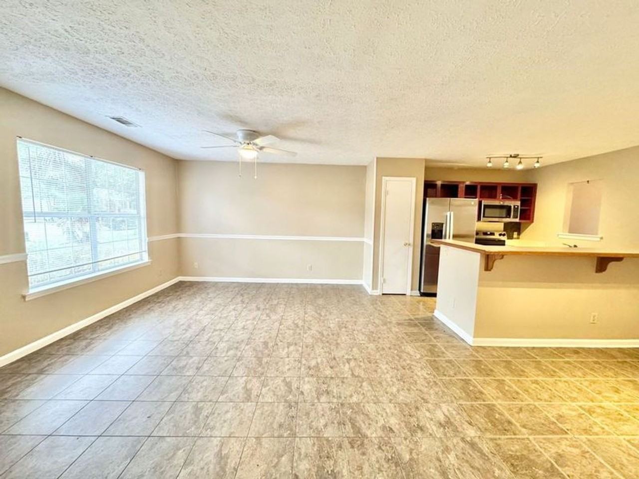 119 Turnbuckle Ct - Photo 4 of 12