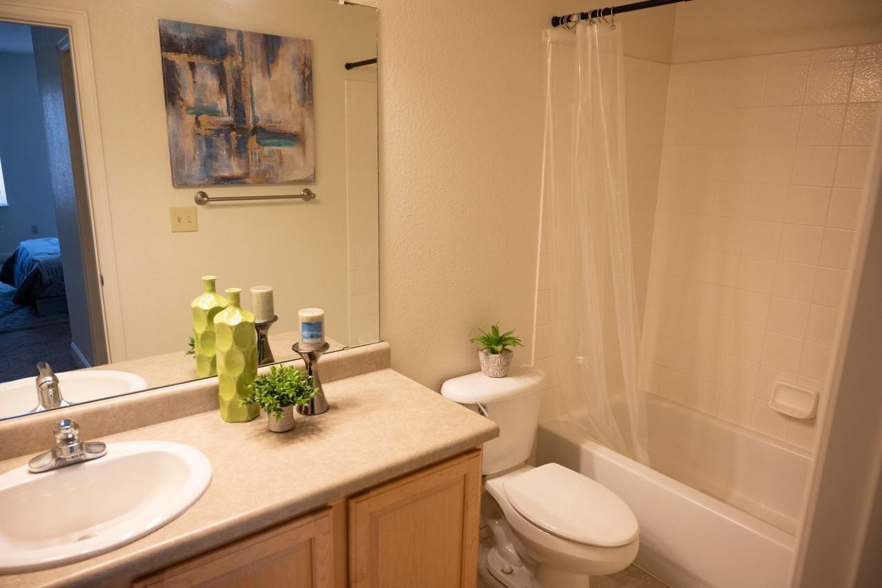 The Square at Five Parks Lofts - Photo 6 of 15