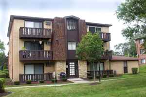 featured image of 708 W 65th St