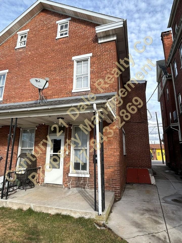 80 1/2 S Main St - Photo 2 of 16