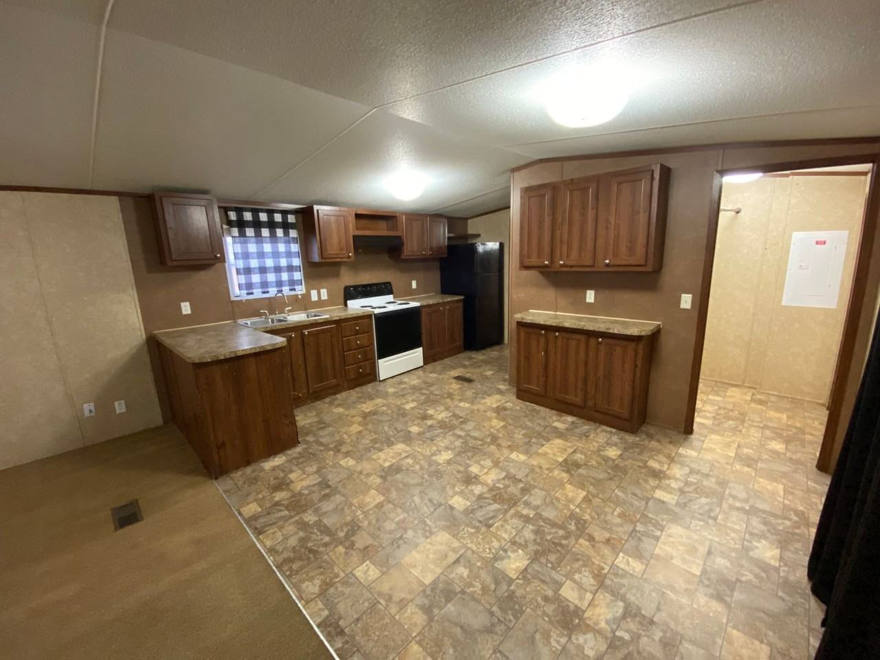 92 Private Road 178 - Photo 3 of 10