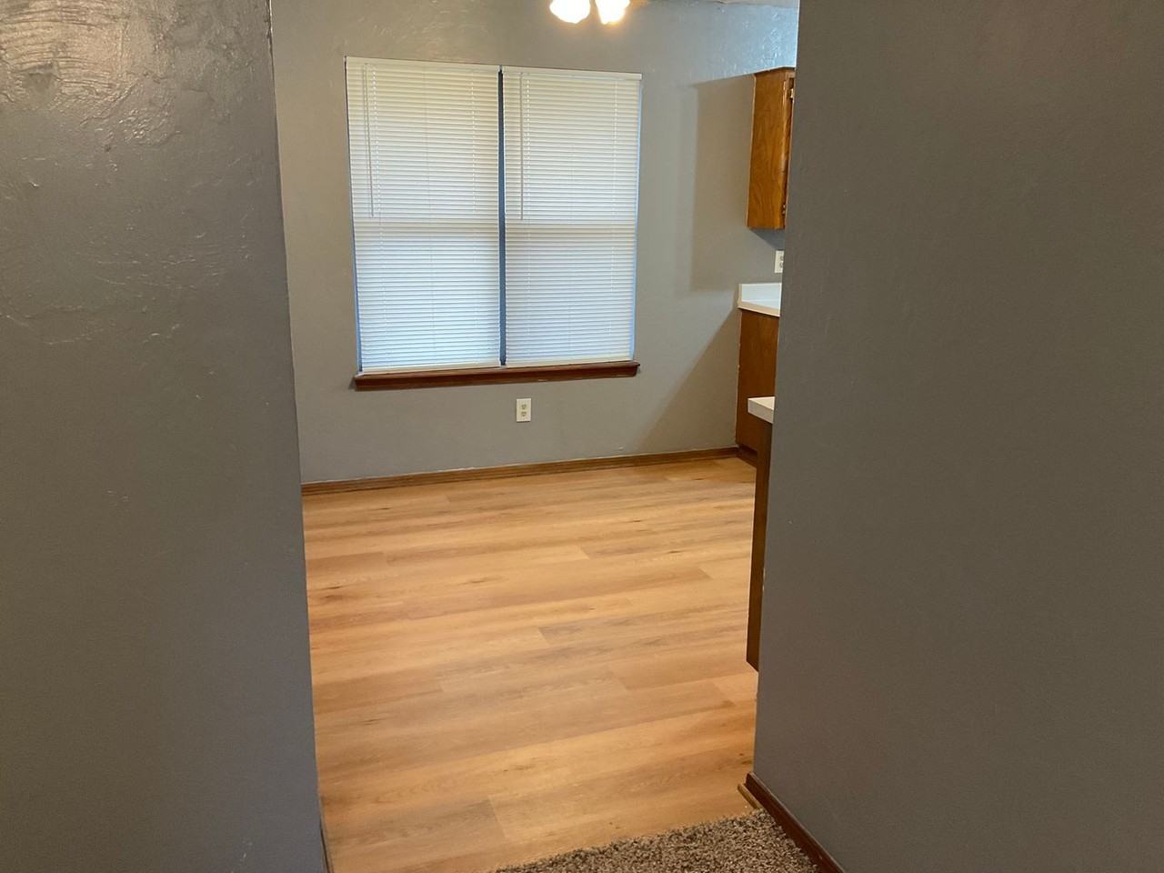 4732 Se 50th St - Photo 3 of 14