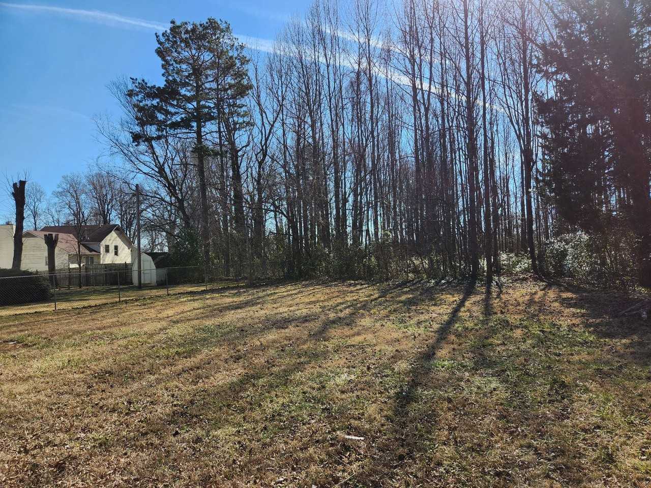 2916 Dove St - Photo 2 of 14