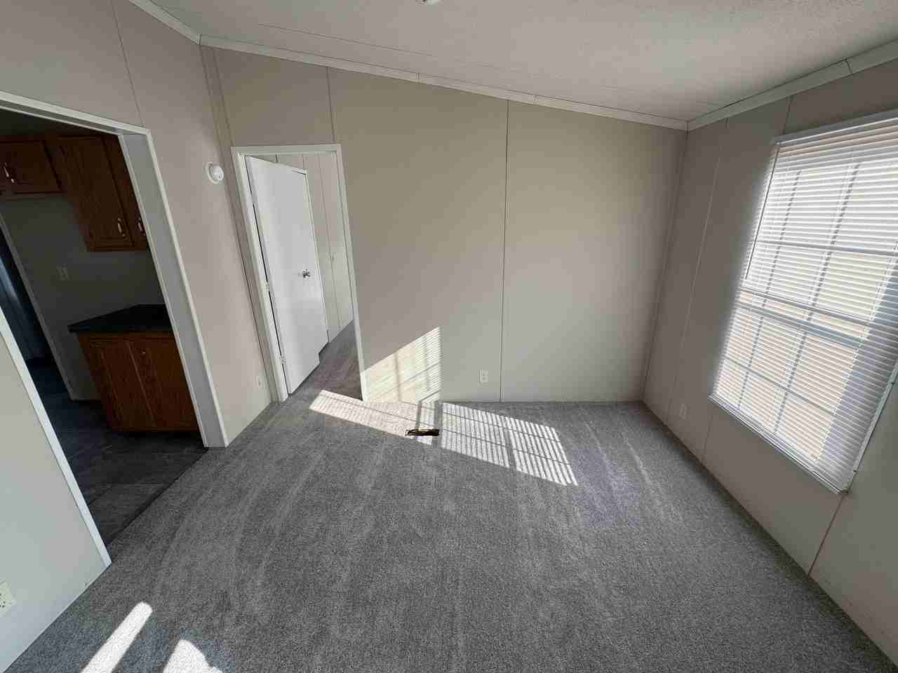 56 Hemlock Ln - Photo 3 of 12