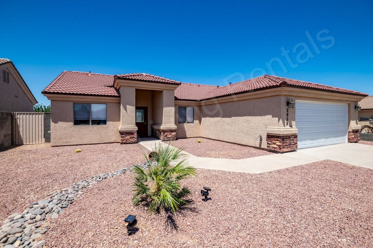 2855 N Melody St - Photo 2 of 24