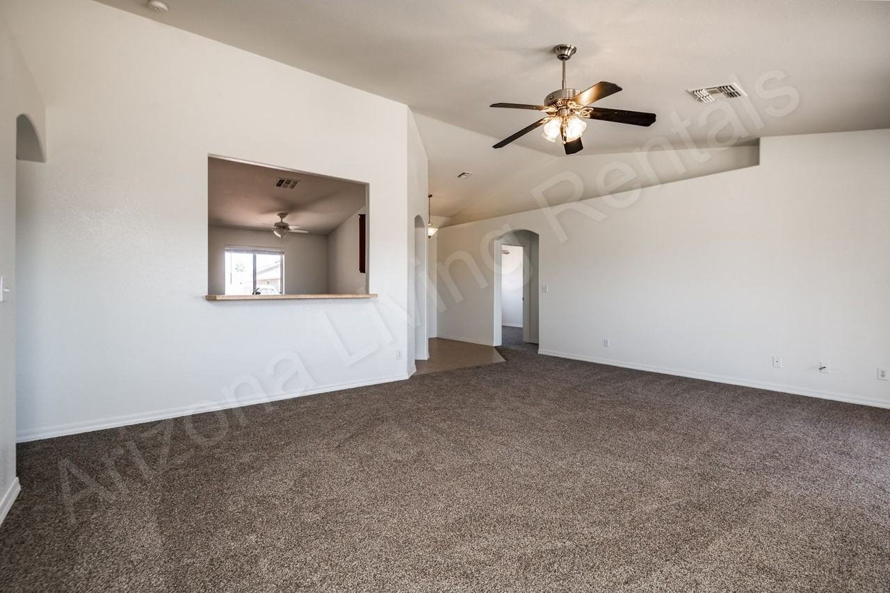 2855 N Melody St - Photo 7 of 24