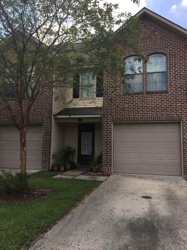910 S Audubon Place Ave - Photo 2 of 9