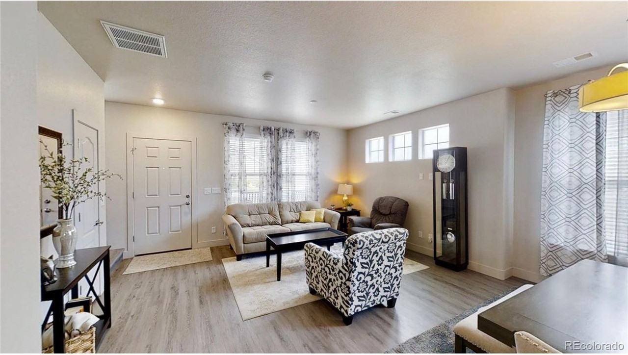 13756 Garfield St - Photo 5 of 20