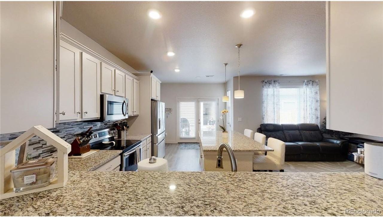 13756 Garfield St - Photo 7 of 20