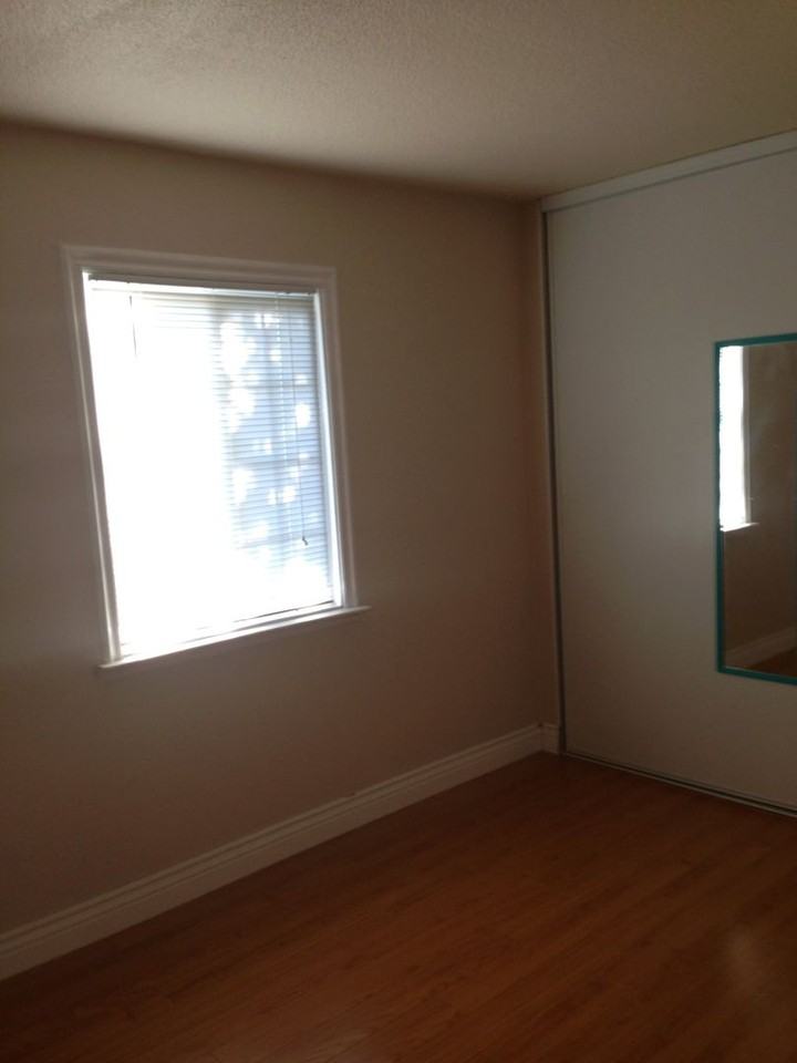 6909 Greenhead Ct - Photo 2 of 9