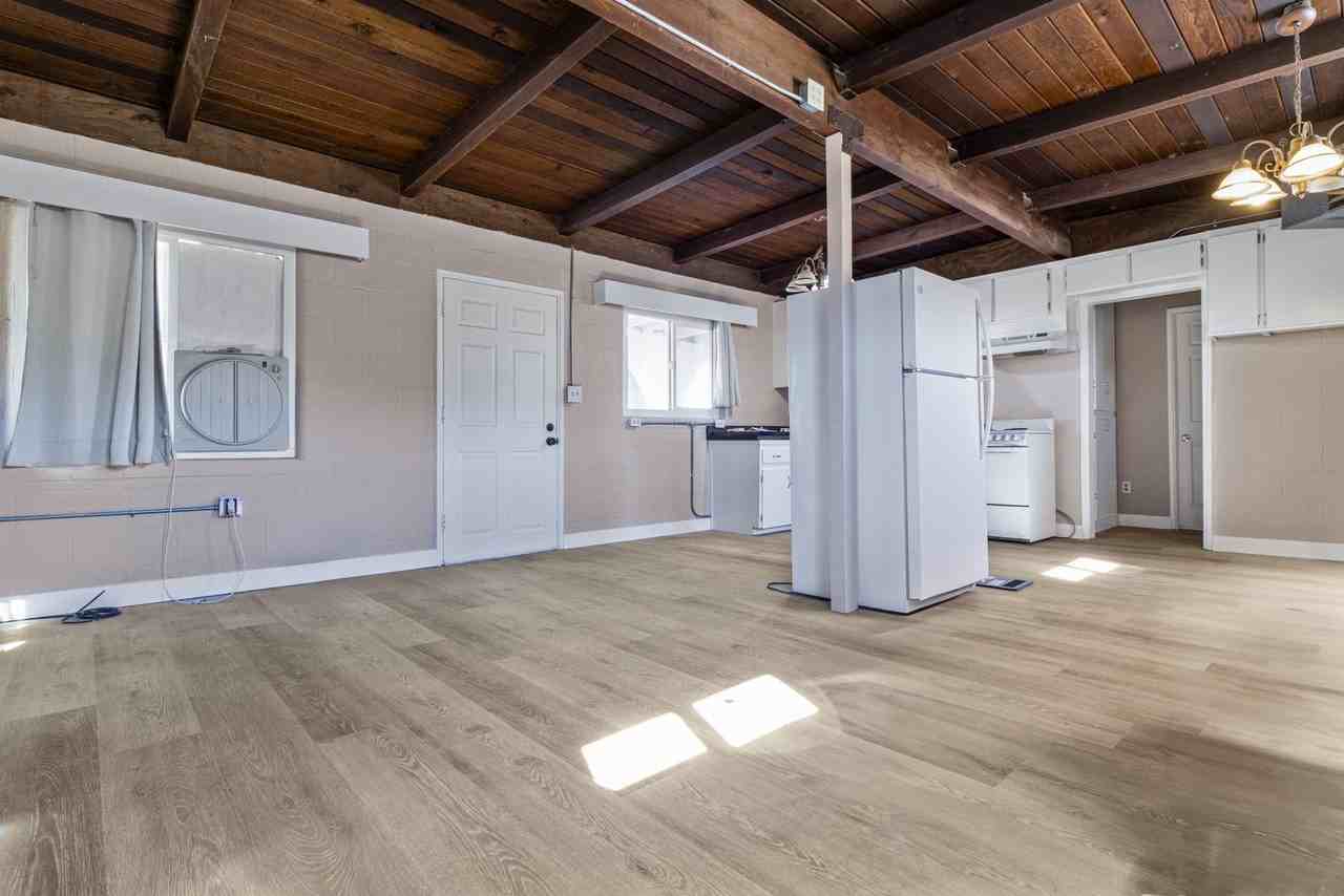 10040 Buena Vista St - Photo 2 of 4