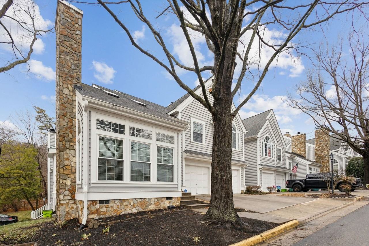 471 Fortress Way #471 - Photo 2 of 24