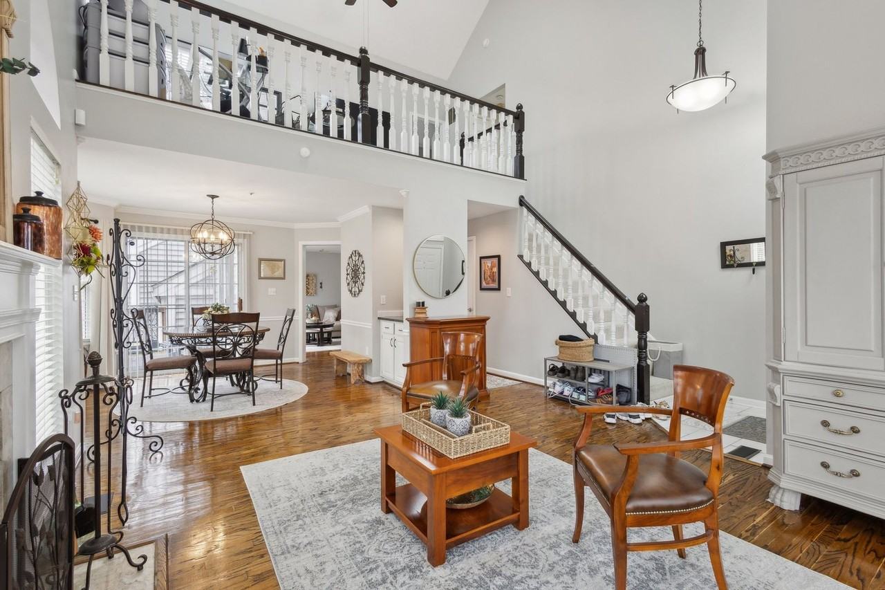 471 Fortress Way #471 - Photo 3 of 24