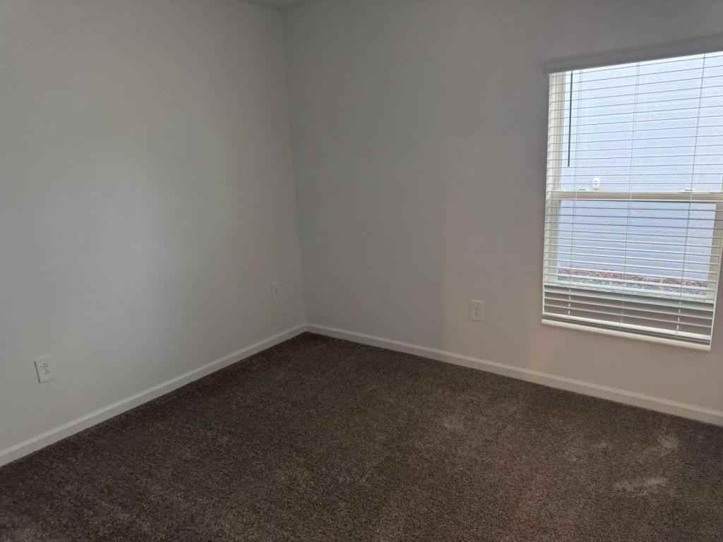 2761 Armstrong Ave - Photo 5 of 16