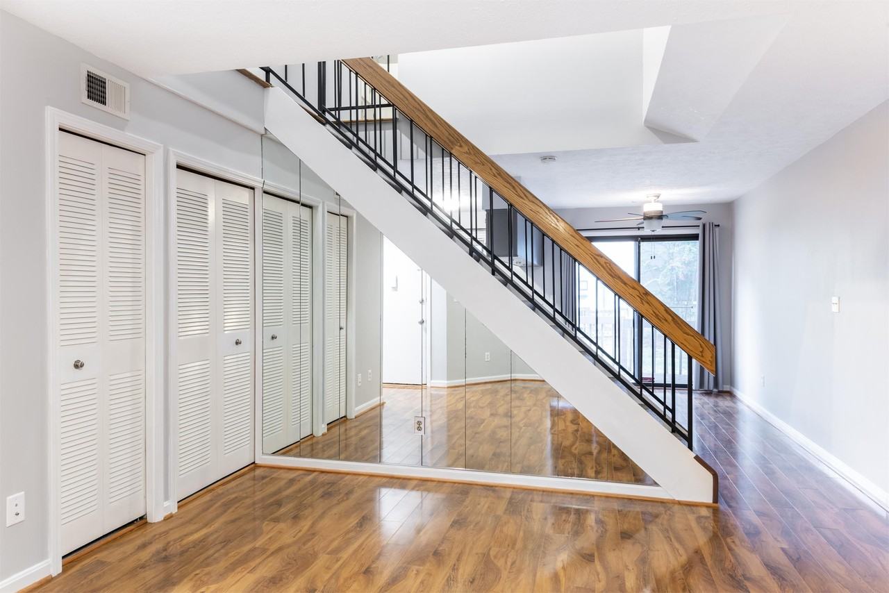 317 Crescent Spring Dr #1 - Photo 3 of 26