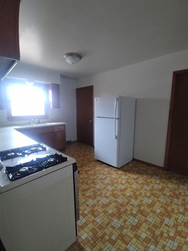 205 E Church St #2ORWA - Photo 3 of 8