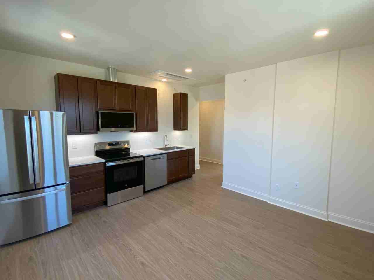 3244 Fairfield Ave #10 - Photo 4 of 14