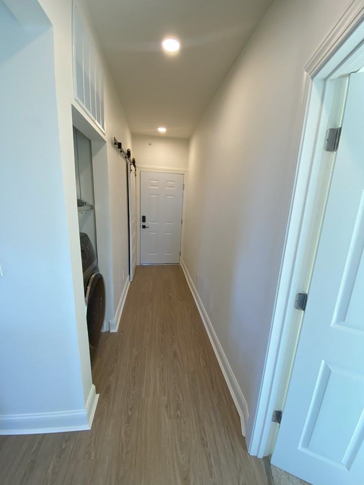 3244 Fairfield Ave #10 - Photo 6 of 14