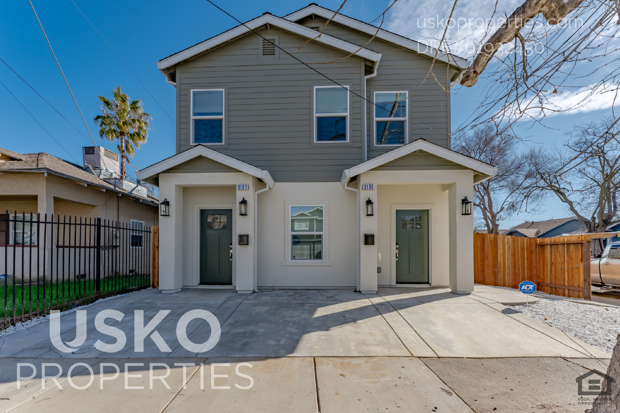 3161 San Rafael Ct - Photo 3 of 15