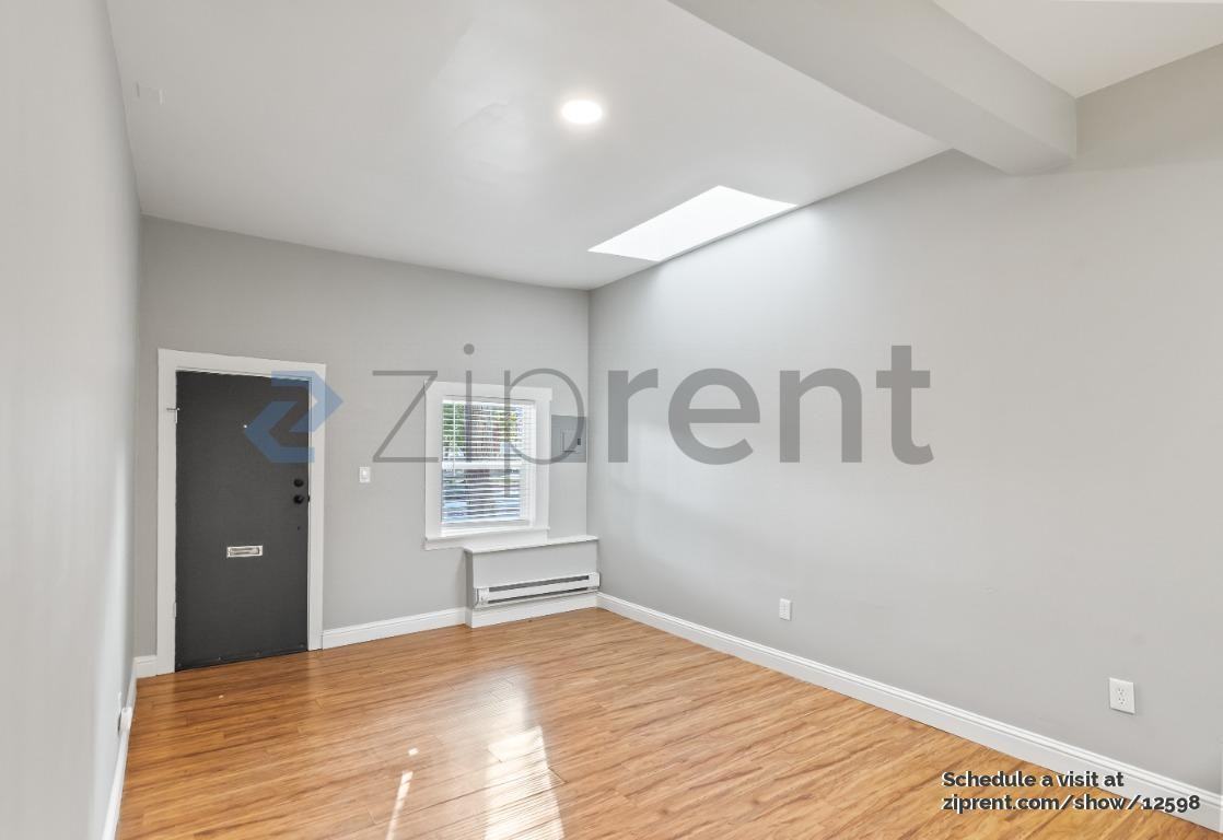 5580 Vallejo St #A - Photo 5 of 19