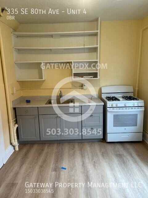 335 Southeast 80th Avenue #4 - Photo 3 of 11