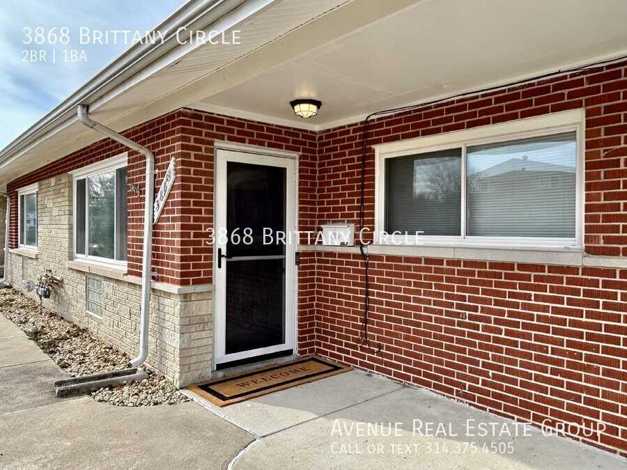 3868 Brittany Cir - Photo 2 of 14