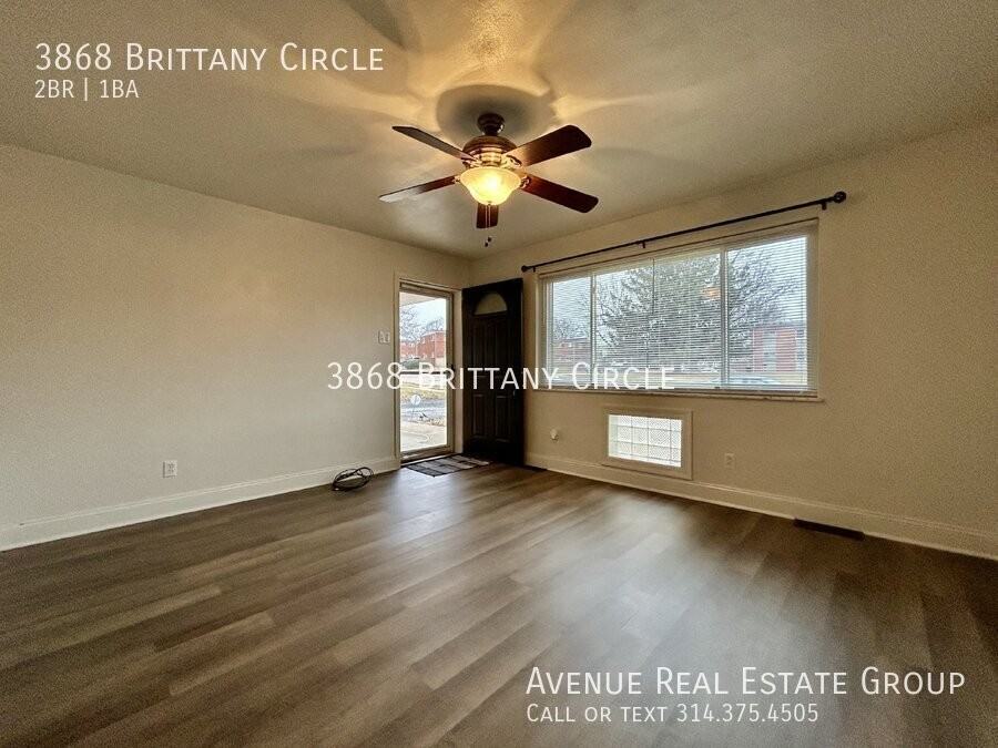 3868 Brittany Cir - Photo 3 of 14