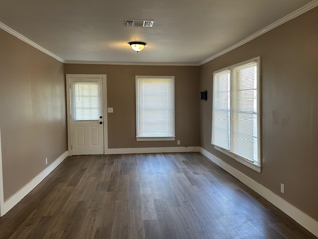 404 Pace St - Photo 2 of 13