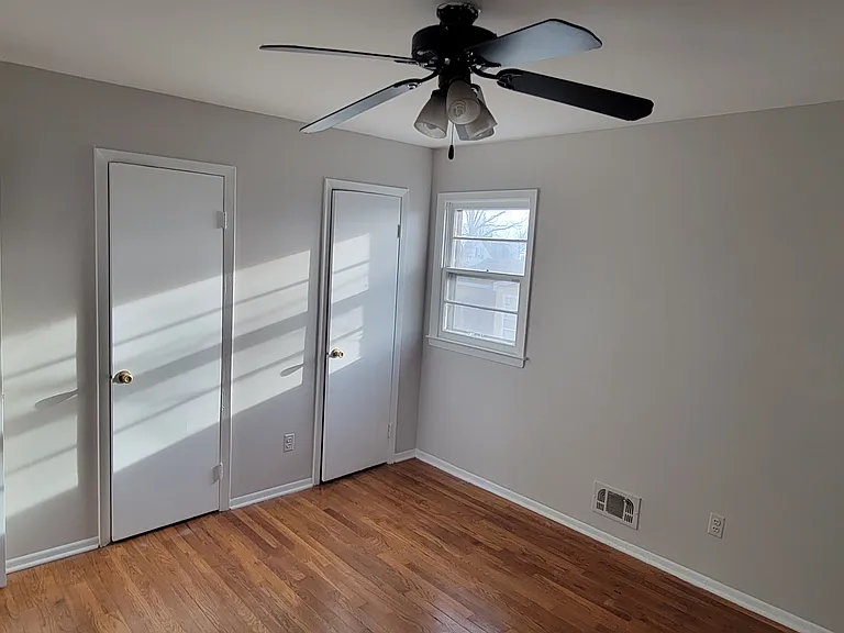 228 Carnegie Pl #2 - Photo 3 of 8