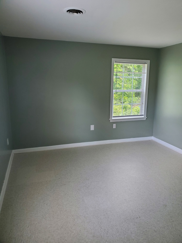 219 Kentucky Avenue - Photo 5 of 17