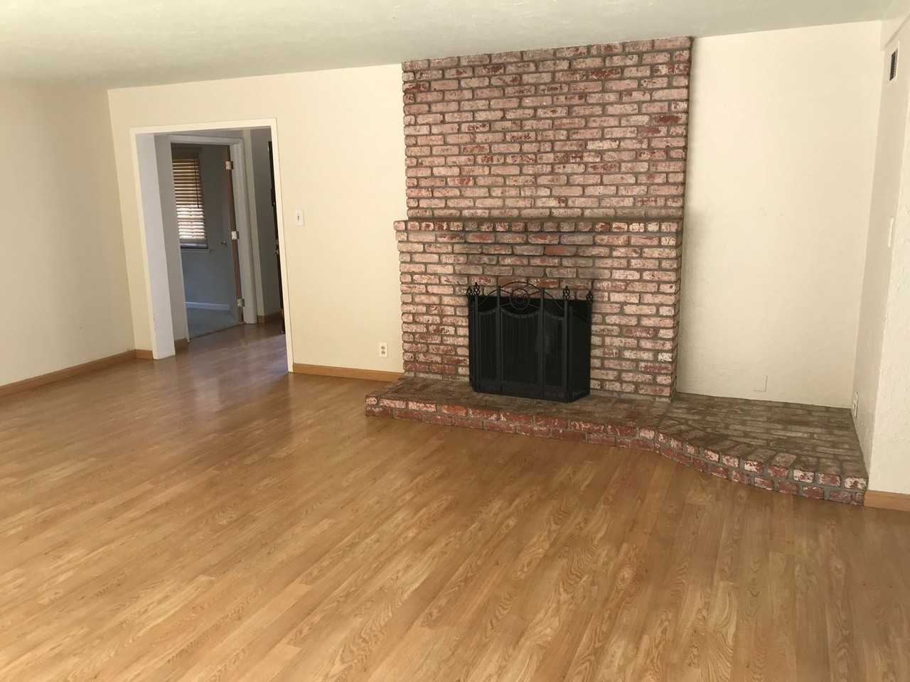 231 Marcella Way - Photo 7 of 48