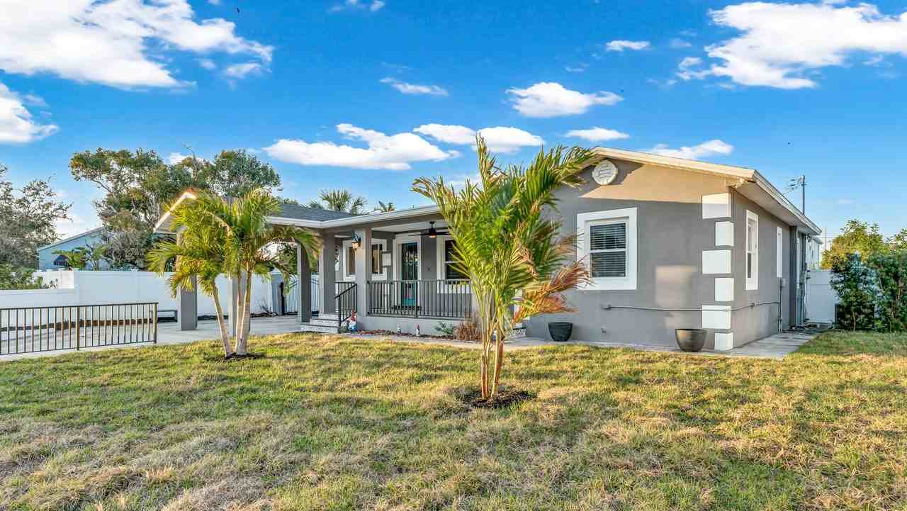 3815 W North B St - Photo 3 of 40