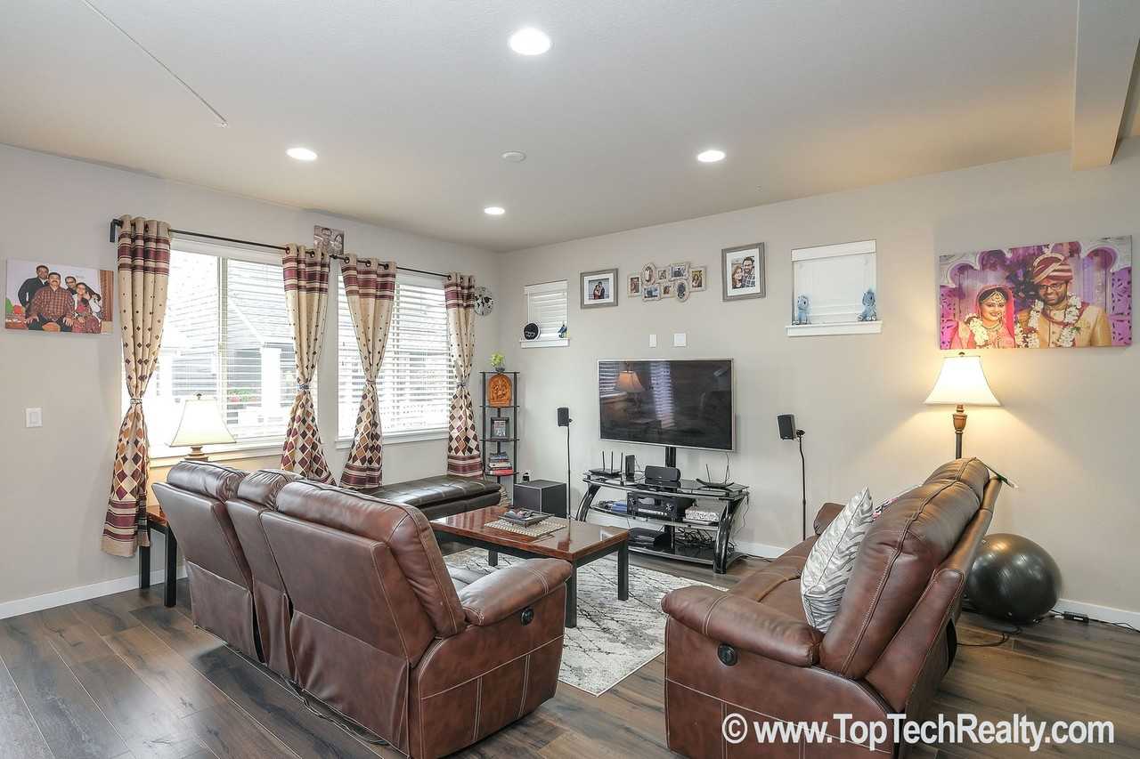 14095 Sw Burlwood Ln - Photo 7 of 30