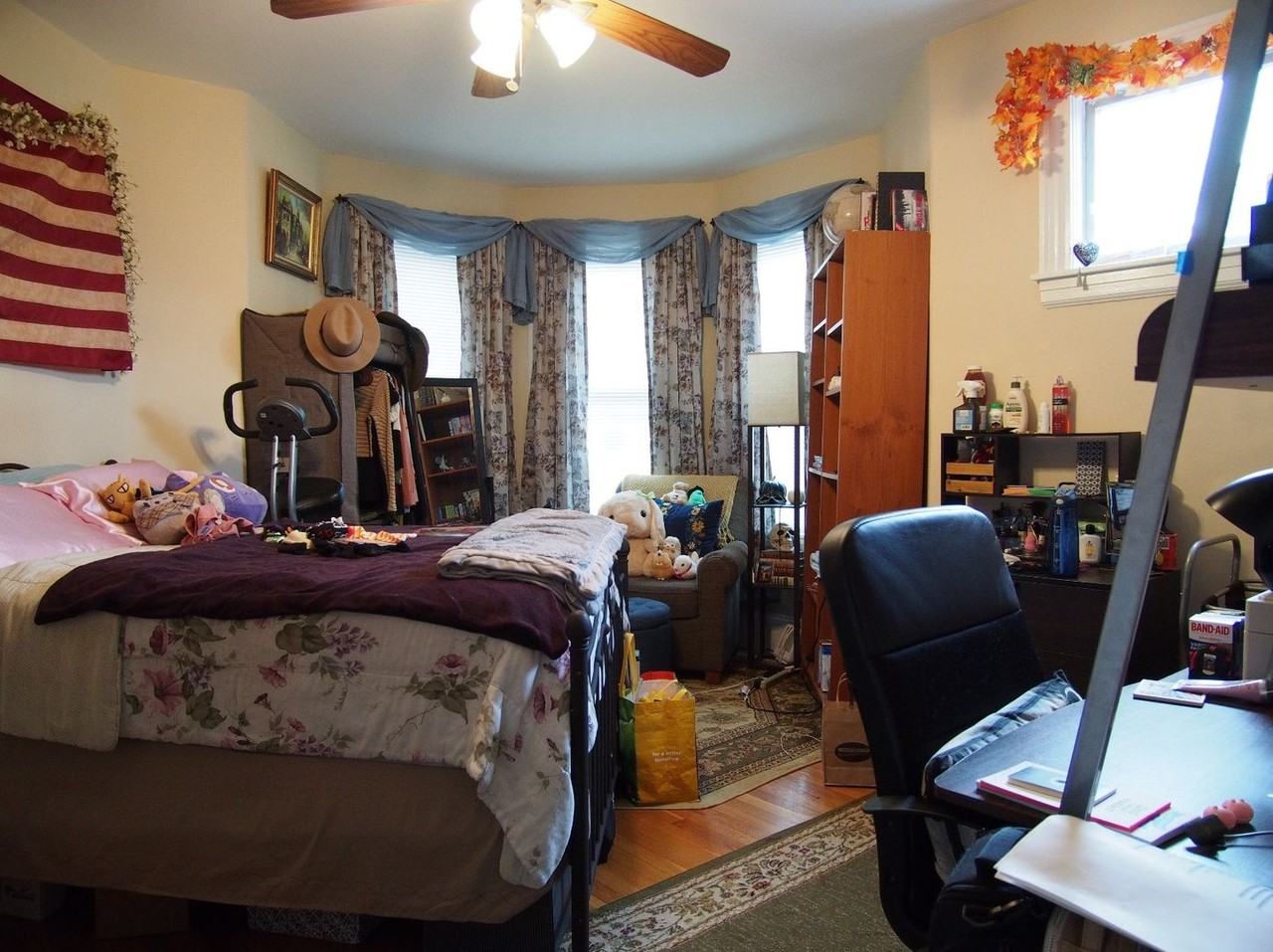 2 Parker Hill Ter - Photo 3 of 10