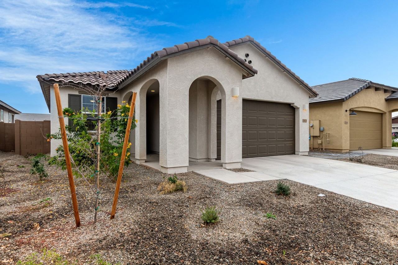 23123 E Twilight Dr - Photo 5 of 30