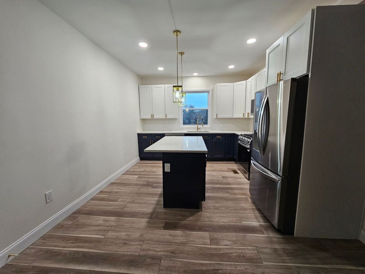 632 Watt St - Photo 6 of 39